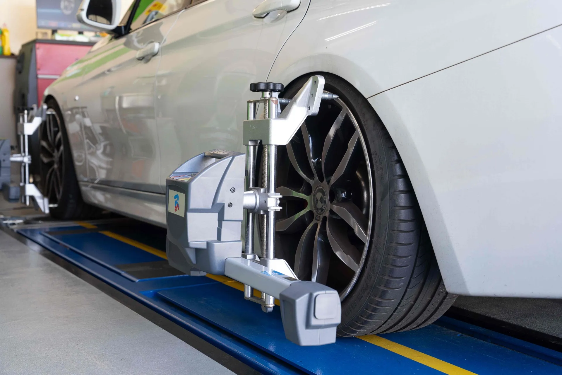 アライメント調整でふらつき解消